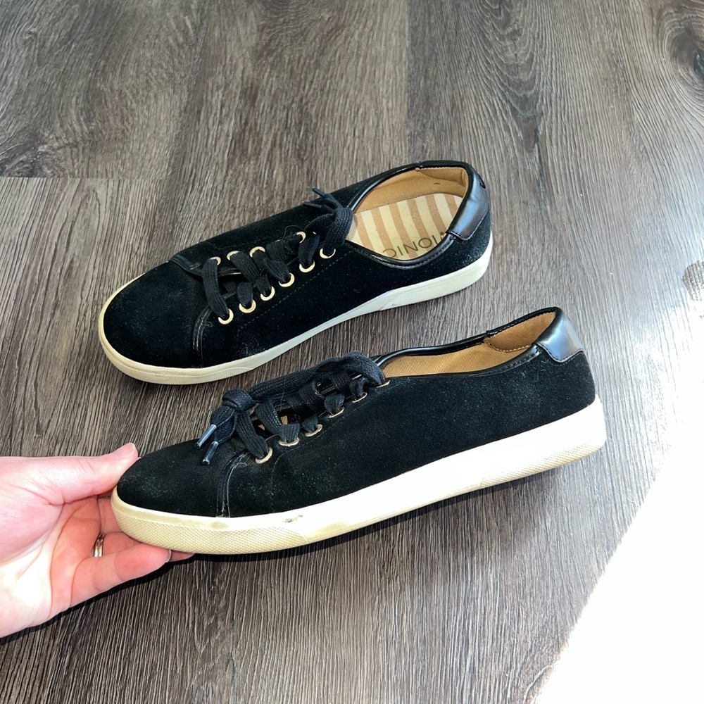 Vionic Black Suede Women's Sneakers